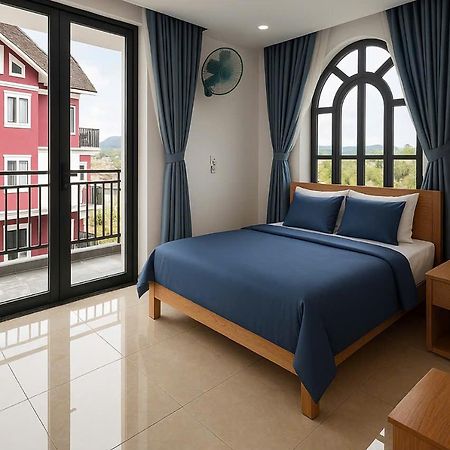 Otel Hotel Dalat エクステリア 写真
